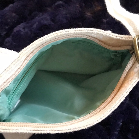 Beautiful Dakine crossbody NWOT - Picture 2 of 4